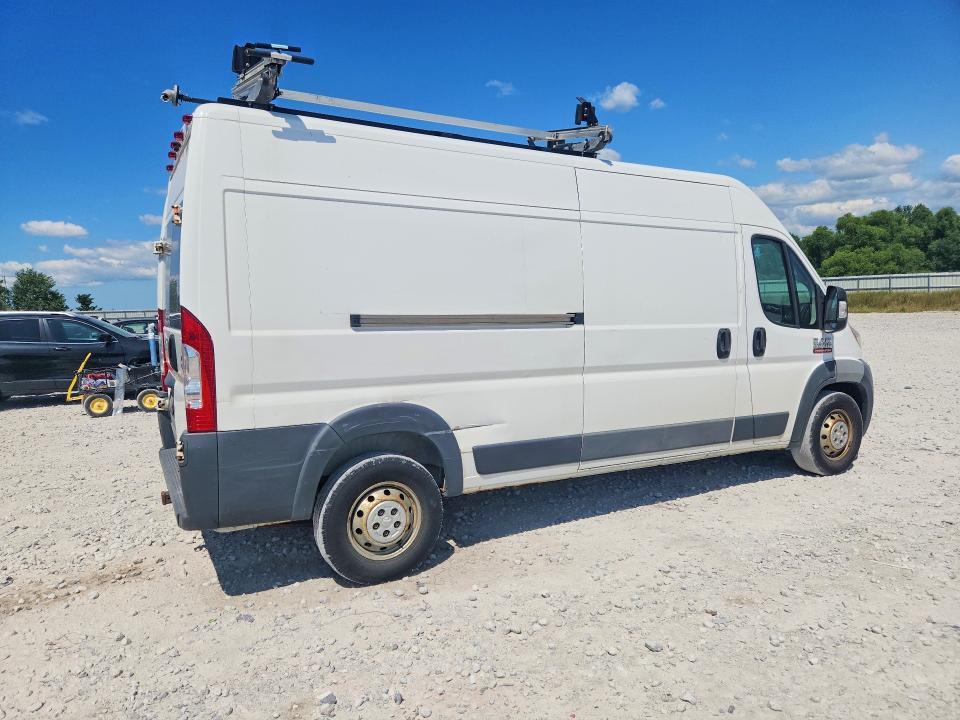 2017 Ram Promaster 2500 VIN 3C6TRVDG9HE553117 COPART salvage auction — MINOR DENT/SCRATCHES, MI - CERTIFICATE OF TITLE, sold $4,000 on 2026-09-02 (photo 3)