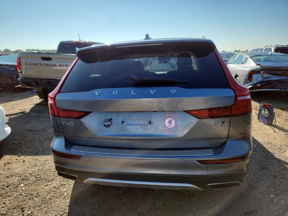 2020 Volvo V60 VIN YV4102WK3L1044949 COPART salvage auction — FRONT END, Il - Salvage Certificate, sold $7,100 on 2026-08-13 (photo 6)