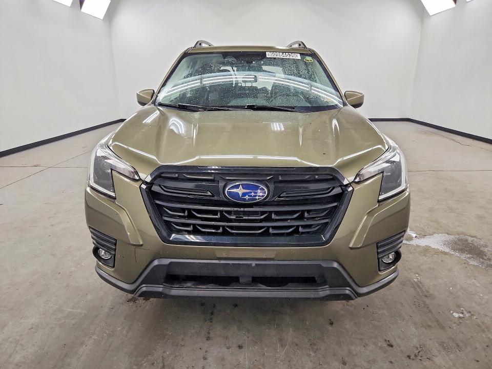 2024 Subaru Forester VIN JF2SKACC4RH446165 COPART salvage auction — REAR END, Il - Certificate Of Title, sold $275 on 2026-07-28 (photo 5)
