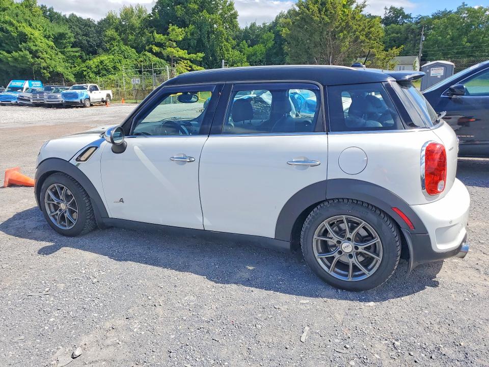2013 Mini Cooper VIN WMWZC5C55DWM15916 COPART salvage auction — FRONT END, Pa - Certificate Of Salvage, sold $900 on 2026-08-13 (photo 2)