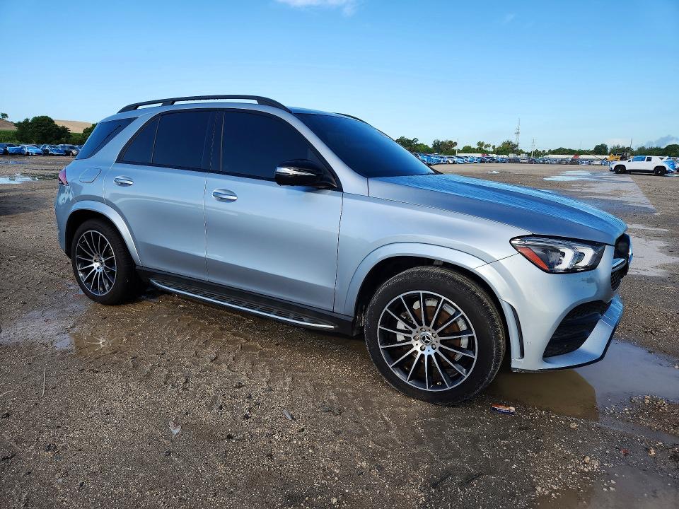 2023 Mercedes-benz Gle VIN 4JGFB4JB6PA888992 COPART salvage auction — MINOR DENT/SCRATCHES, Fl - Cert Of Title-Manuf Buy Back, sold $38,250 on 2026-07-21 (photo 4)