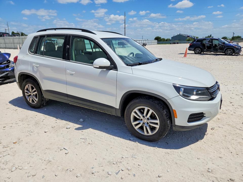2017 Volkswagen Tiguan VIN WVGBV7AX9HK028390 COPART salvage auction — REAR END, Tx - Salvage Vehicle Title, sold $1,450 on 2026-08-06 (photo 4)
