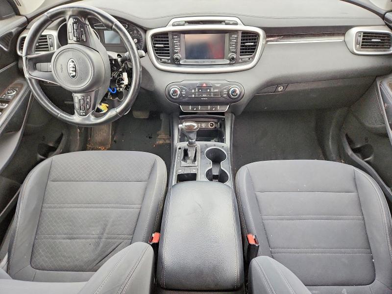 2018 Kia Sorento VIN 5XYPG4A3XJG432374 COPART salvage auction — MINOR DENT/SCRATCHES, Il - Salvage Certificate, sold $250 on 2026-07-30 (photo 8)