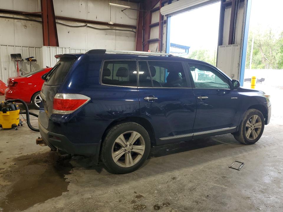 2013 Toyota Highlander VIN 5TDDK3EHXDS200804 COPART salvage auction — FRONT END, NY - MV-907A SALVAGE CERTIFICATE, sold $4,100 on 2026-07-29 (photo 3)
