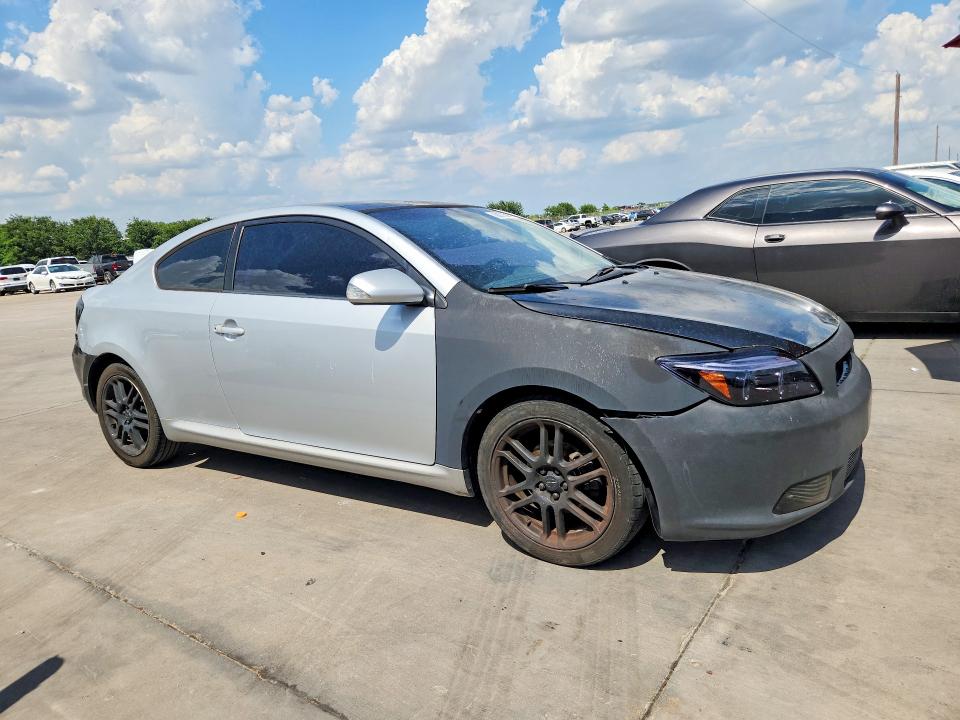 2005 Scion Tc VIN JTKDE167850054742 COPART salvage auction — WATER/FLOOD, TX - SALVAGE TITLE-FLOOD DAMAGE (P), sold $175 on 2026-07-16 (photo 4)