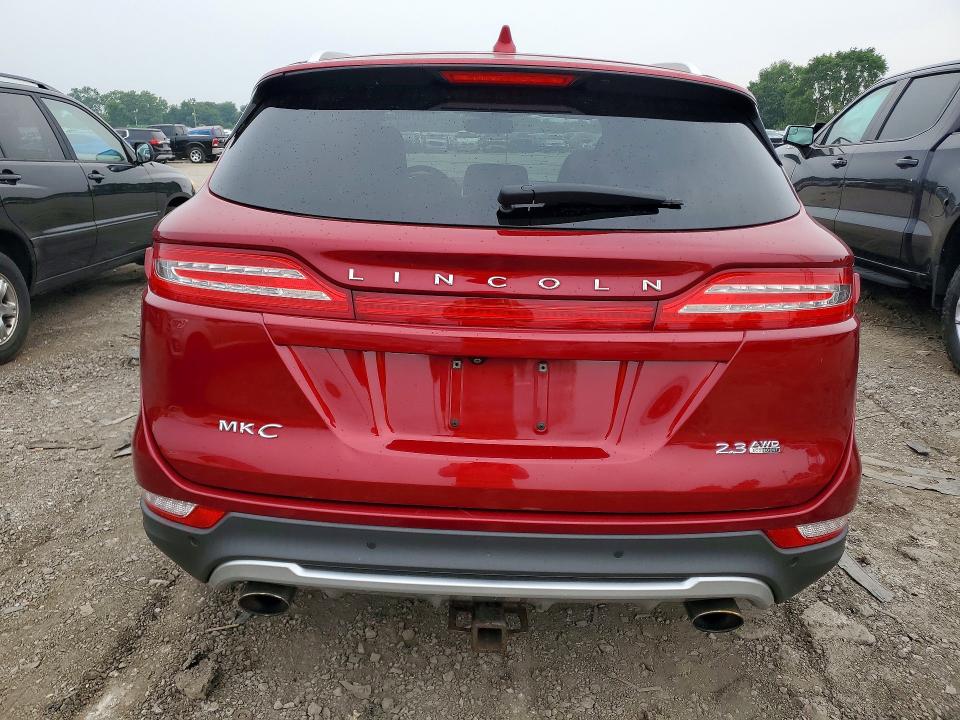 2016 Lincoln Mkc VIN 5LMTJ3DH1GUJ15746 COPART salvage auction — WATER/FLOOD, In - Cert Of Title-Salvage Flood, sold $400 on 2026-08-31 (photo 6)