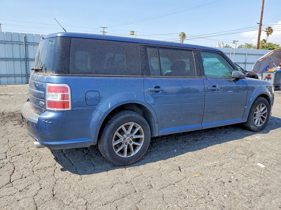 2018 Ford Flex VIN 2FMGK5B80JBA19782 COPART salvage auction — MINOR DENT/SCRATCHES, Salvage Title, sold $275 on 2026-07-30 (photo 3)