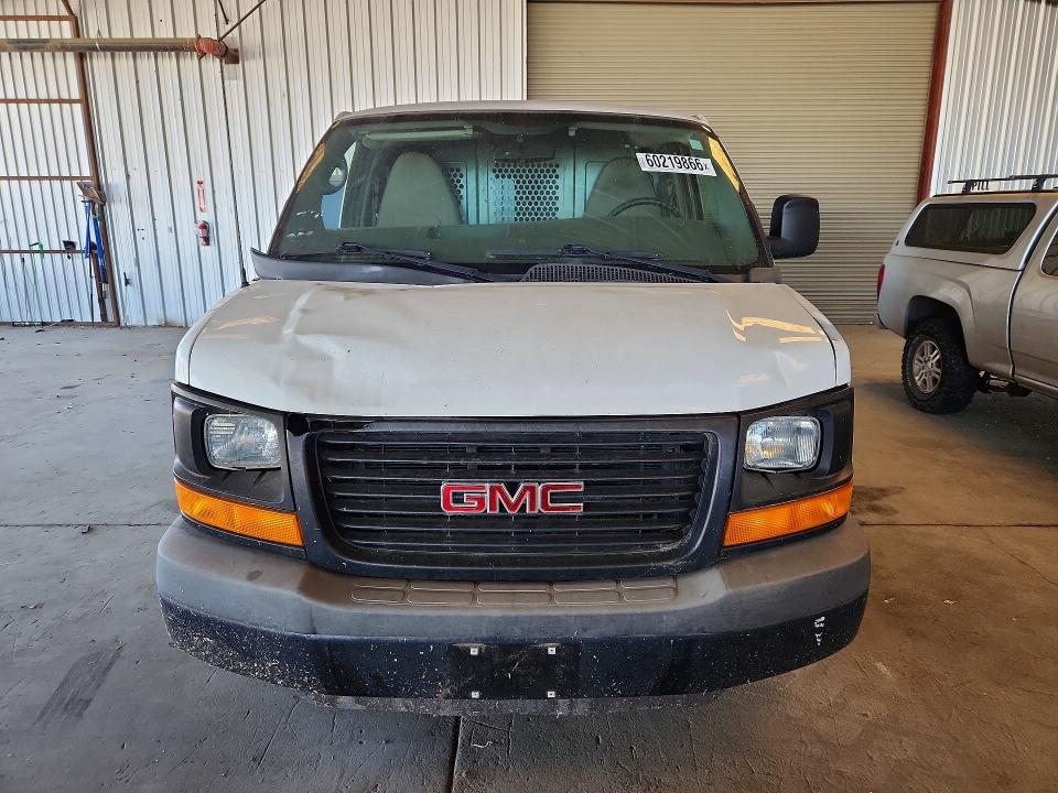 2013 Gmc Savana VIN 1GTW7FCA6D1101525 COPART salvage auction — MINOR DENT/SCRATCHES, Ca - Dis/Dlr/Exp Only Clean Title, sold $20 on 2026-07-27 (photo 5)