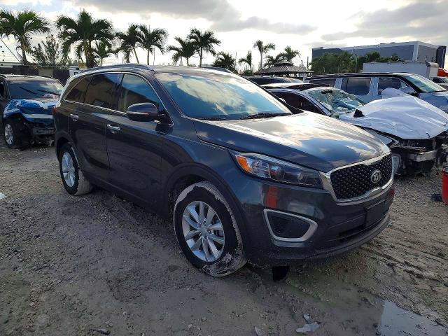 2018 Kia Sorento VIN 5XYPG4A38JG344438 COPART salvage auction — WATER/FLOOD, Fl - Cert Of Title-Slvg Rebld Flood, sold $3,800 on 2026-07-27 (photo 4)