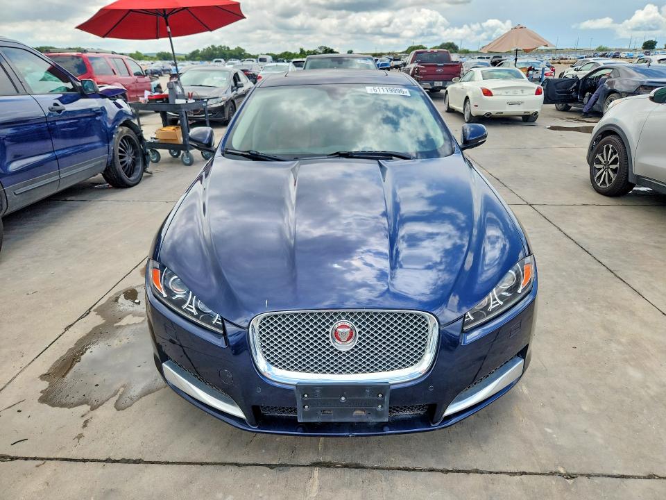 2015 Jaguar Xf VIN SAJWA0F77F8U88175 COPART salvage auction — NORMAL WEAR, Tx - Certificate Of Title (P), sold $2,600 on 2026-07-30 (photo 5)