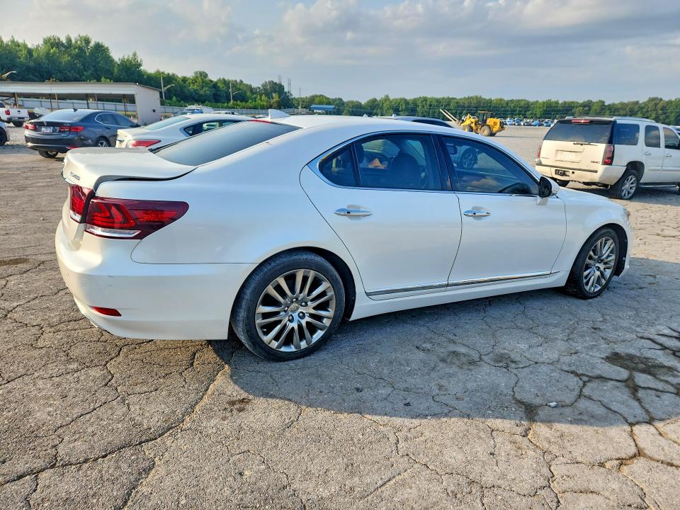 2016 Lexus Ls VIN JTHBL5EF9G5140800 COPART salvage auction — REAR END, FL - CERT OF TITLE-SLVG REBLD FLOOD, sold $150 on 2026-07-30 (photo 3)