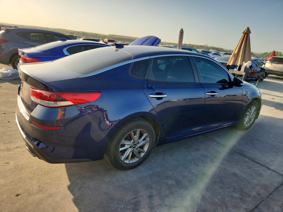 2019 Kia Optima VIN 5XXGT4L37KG364095 COPART salvage auction — FRONT END, TX - CERTIFICATE OF TITLE, sold $1,400 on 2026-07-27 (photo 3)