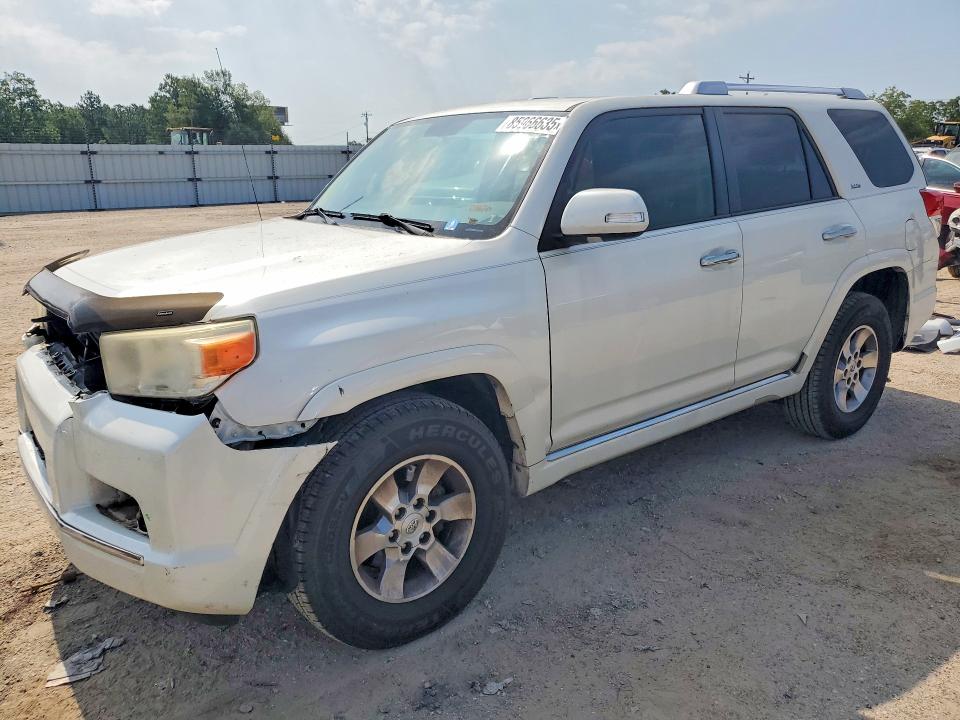 2011 Toyota 4runner VIN JTEZU5JR6B5029977 COPART salvage auction — REAR END, Fl - Cert Of Title Slvg Rebuildable, sold $1,600 on 2026-07-30 (photo 1)