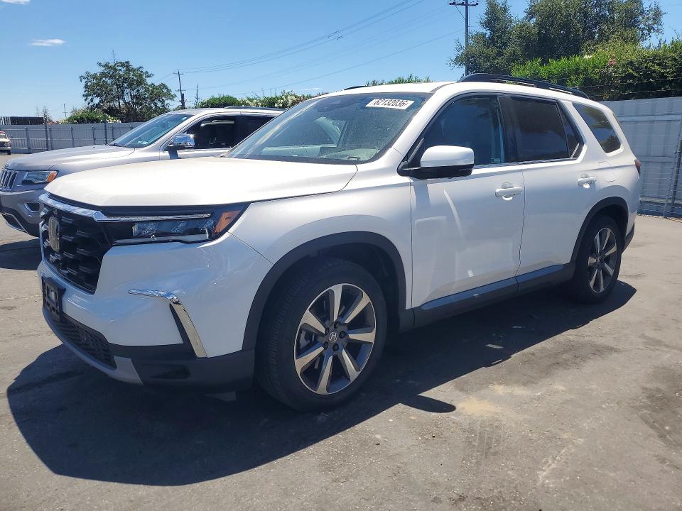 2024 Honda Pilot VIN 5FNYG1H88RB038671 — COPART salvage auction photo