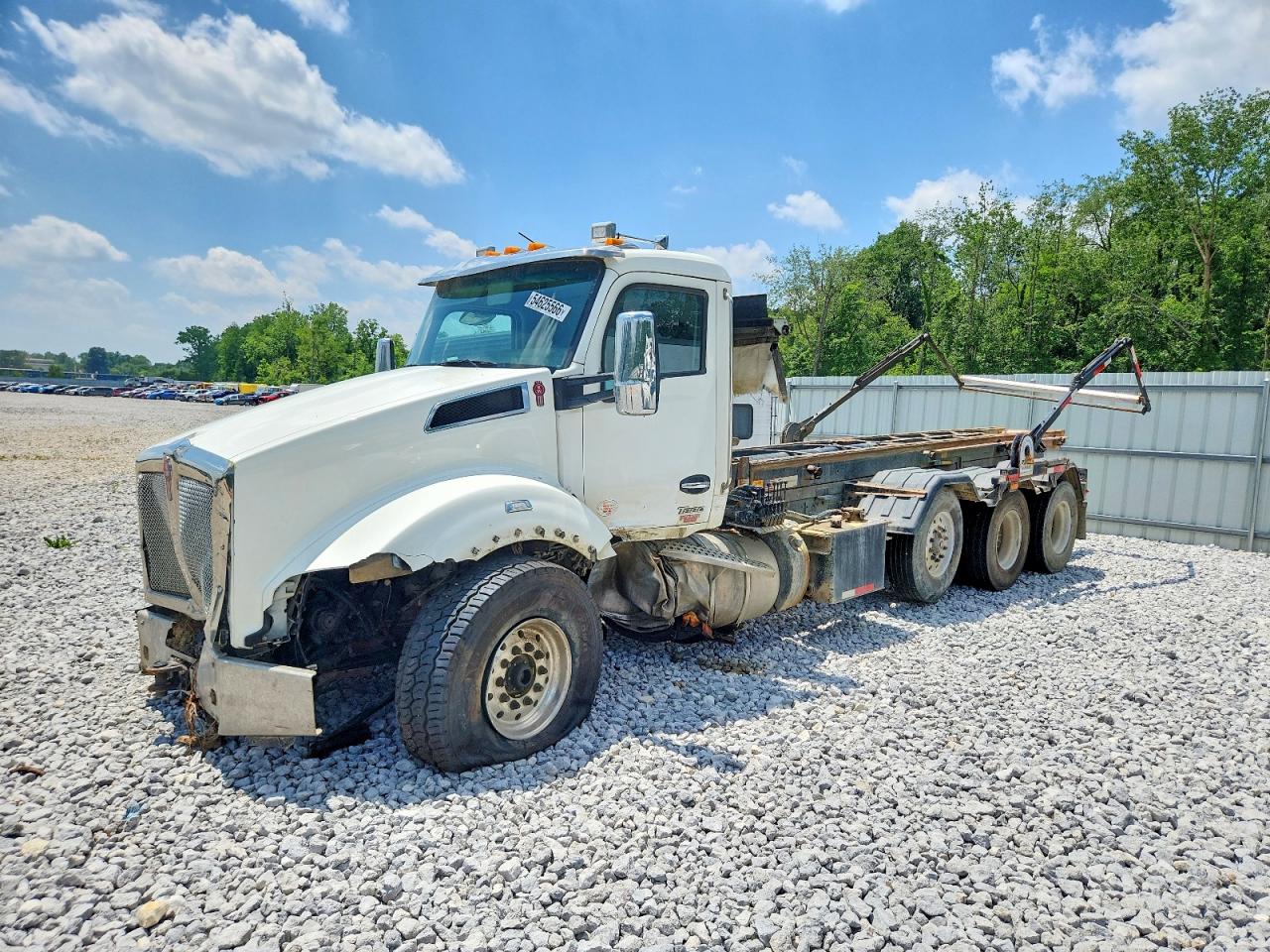 2024 Kenworth T880 VIN 1NKZL40X3RJ377205 COPART salvage auction — Front End, OH - CERT OF TITLE-SALVAGE, sold $52,500 on 2026-07-09 (photo 2)