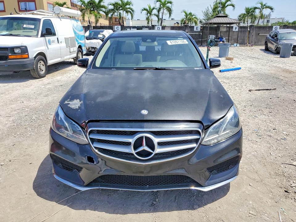 2014 Mercedes-benz VIN WDDHF5KB6EA973842 COPART salvage auction — MINOR DENT/SCRATCHES, FL - CERTIFICATE OF TITLE, sold $1,600 on 2026-07-28 (photo 5)