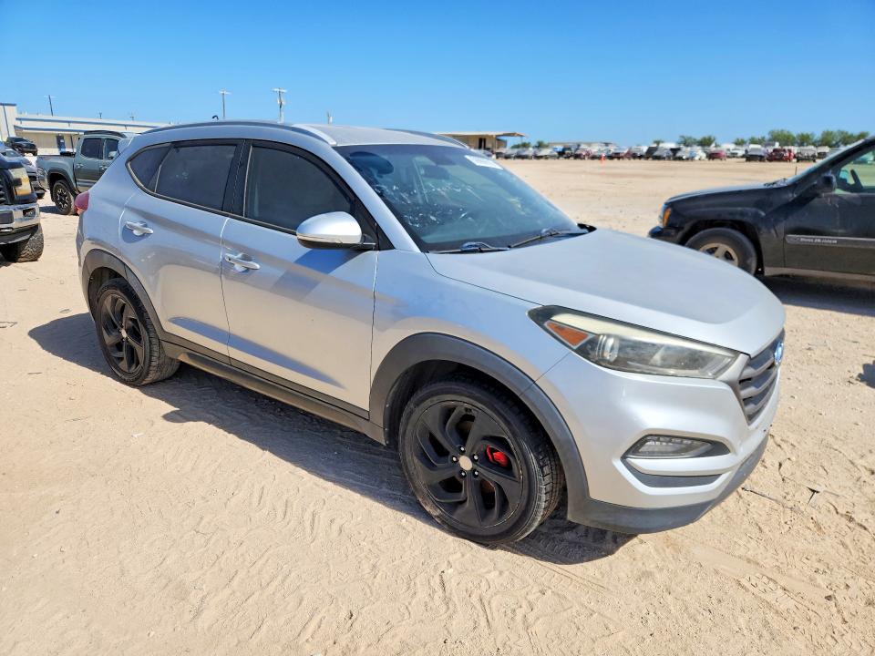 2016 Hyundai Tucson VIN KM8J33A26GU038358 COPART salvage auction — MECHANICAL, Tx - Certificate Of Title (P), sold $2,800 on 2026-07-30 (photo 4)