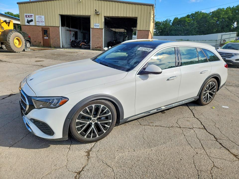 2026 Mercedes-benz E-klasse VIN W1KLH6FB2TA233061 — COPART salvage auction photo