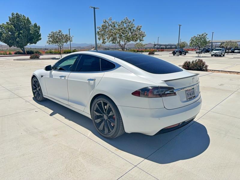 2021 Tesla Model s VIN 5YJSA1E47MF427870 COPART salvage auction — NORMAL WEAR, Ca - Dlr/Dis/Exp Only Salvage Title (P), sold $12,800 on 2026-07-16 (photo 3)