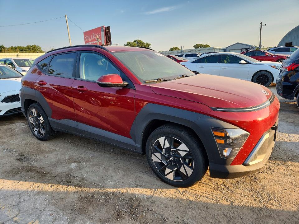 2025 Hyundai Kona VIN KM8HB3AB5SU286112 COPART salvage auction — WATER/FLOOD, FL - CERT OF TITLE-SLVG REBLD FLOOD, sold $7,500 on 2026-07-27 (photo 4)