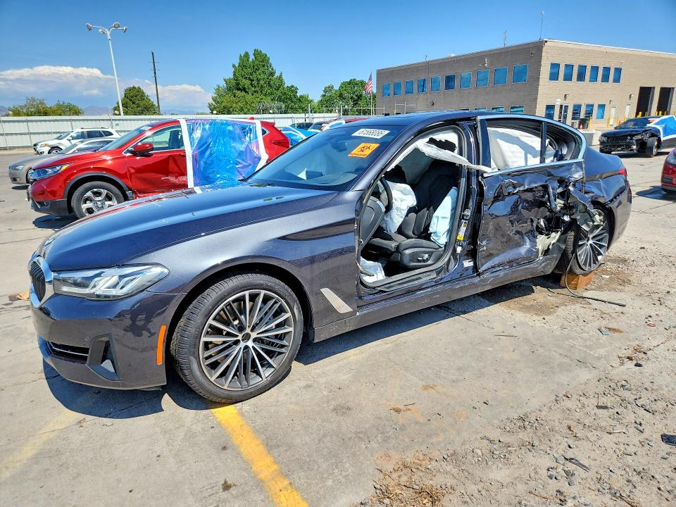2022 BMW 5er VIN WBA73BJ03NWX52812 — COPART salvage auction photo