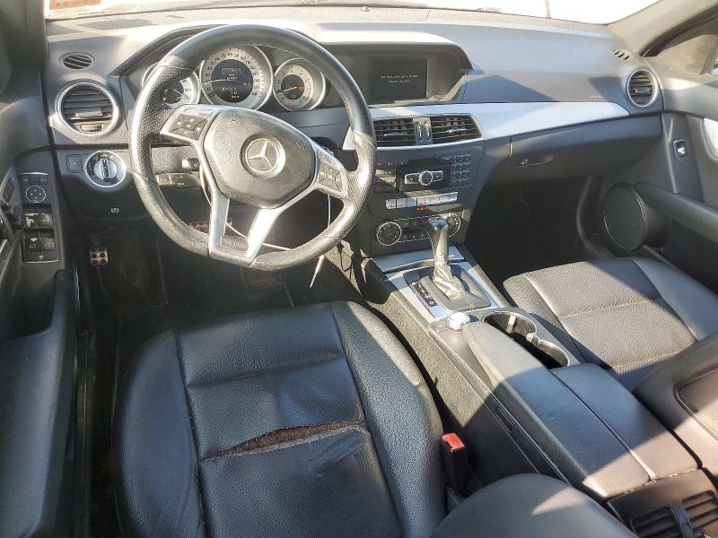 2014 Mercedes-benz VIN WDDGF8AB8ER319506 COPART salvage auction — MINOR DENT/SCRATCHES, Salvage Title, sold $700 on 2026-07-22 (photo 8)