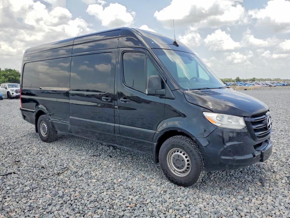 2019 Mercedes-benz Sprinter VIN WD4PF1CD1KP148918 COPART salvage auction — SIDE, Fl - Certificate Of Title (P), sold $2,350 on 2026-07-22 (photo 4)
