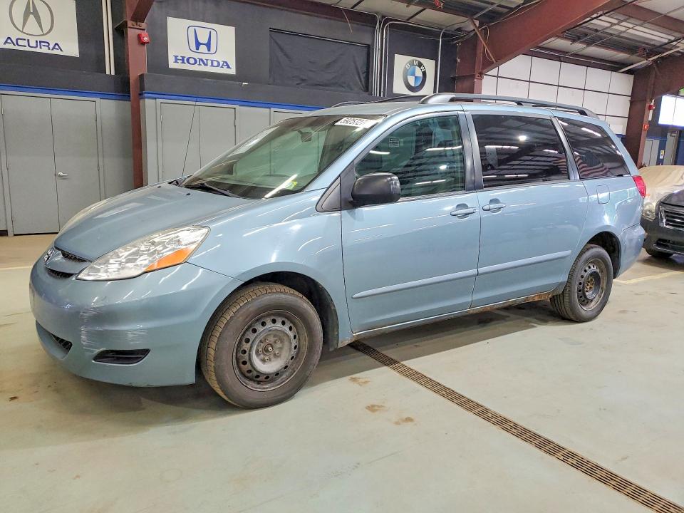 2007 Toyota Sienna VIN 5TDBK23C47S002278 COPART salvage auction — MINOR DENT/SCRATCHES, Vt - Certificate Of Title, sold $1,550 on 2026-07-31 (photo 1)
