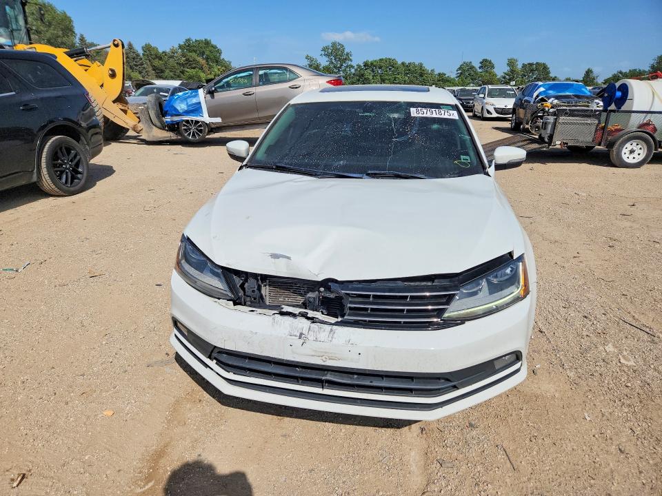 2018 Volkswagen Jetta VIN 3VWL17AJ8JM203417 COPART salvage auction — FRONT END, Il - Salvage Certificate, sold $2,900 on 2026-08-27 (photo 5)