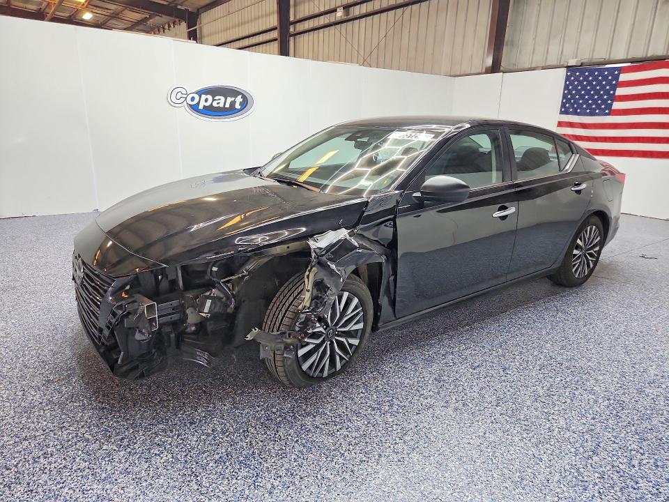 2025 Nissan Altima VIN 1N4BL4DV9SN371702 — COPART salvage auction photo