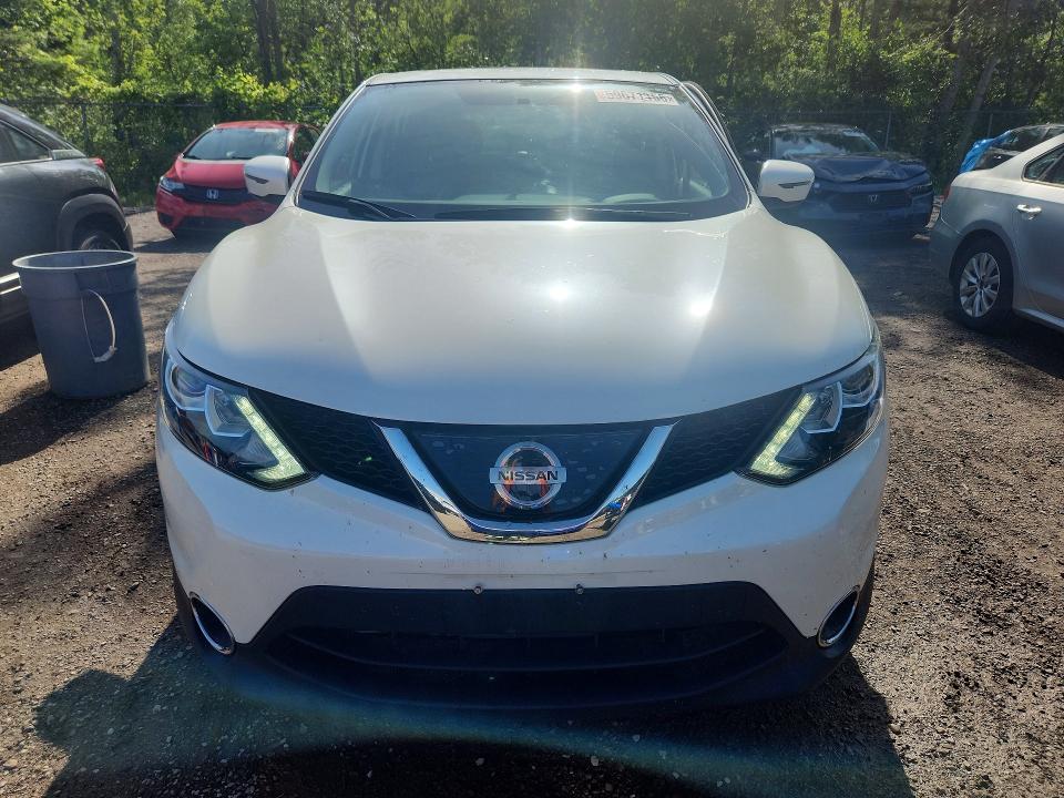2018 Nissan VIN JN1BJ1CP9JW156205 COPART salvage auction — SIDE, On - Permit No Brand - Unfit, sold $3,700 on 2026-07-07 (photo 5)