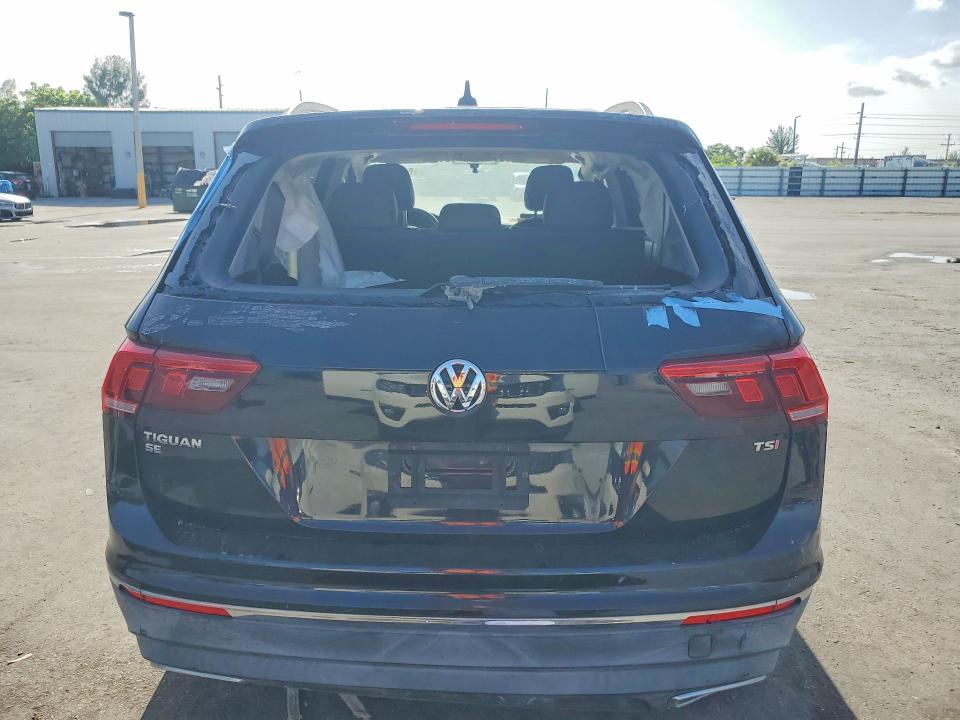 2018 Volkswagen Tiguan VIN 3VV3B7AX9JM207241 COPART salvage auction — MECHANICAL, Fl - Cert Of Title Slvg Rebuildable, sold $275 on 2026-07-27 (photo 6)
