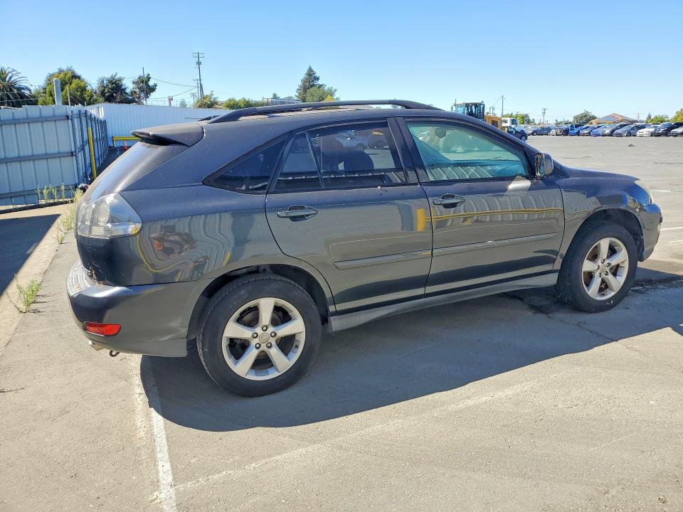 2004 Lexus Rx 330 VIN JTJGA31U340035357 COPART salvage auction — NORMAL WEAR, CA - DIS/DLR/EXP ONLY CLEAN TITLE, sold $1,600 on 2026-07-24 (photo 3)