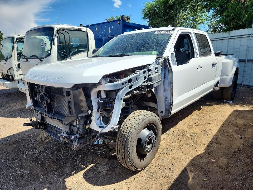 2023 Ford F350 VIN 1FT8W3DT1PEC05833 — COPART salvage auction photo