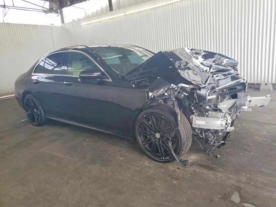 2017 Mercedes-benz E-klasse VIN WDDZF4KB0HA198103 COPART salvage auction — FRONT END, Fl - Certificate Of Title, sold $900 on 2026-07-30 (photo 4)
