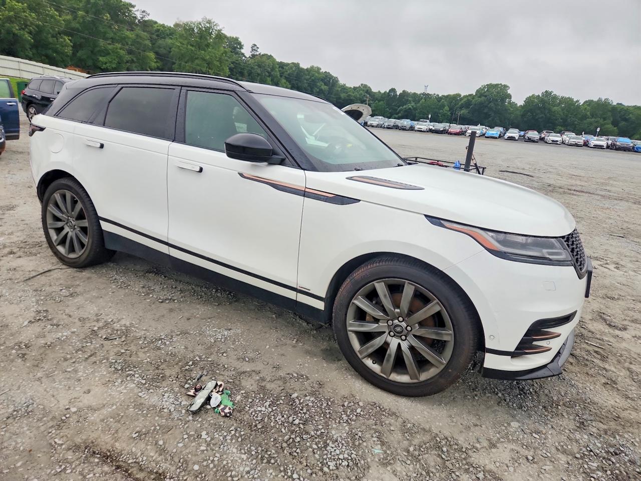 2018 Land rover RANGE ROVER VIN SALYM2RV6JA734311 COPART salvage auction — Mechanical, ME - DEALER ONLY CLEAN TITLE, sold $10,900 on 2026-09-02 (photo 4)
