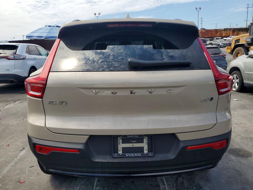 2026 Volvo Xc40 VIN YV4L12UC1T2766898 COPART salvage auction — FRONT END, Salvage Title, sold $8,000 on 2026-07-31 (photo 6)