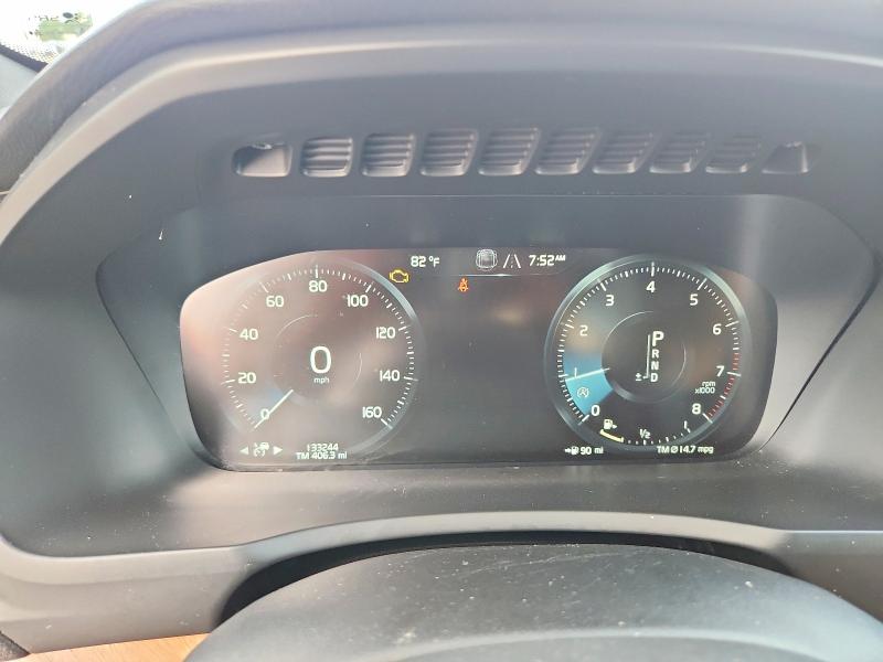 2018 Volvo Xc90 VIN YV4A22PL2J1205628 COPART salvage auction — NORMAL WEAR, La - Certificate Of Title, sold $7,800 on 2026-08-05 (photo 9)