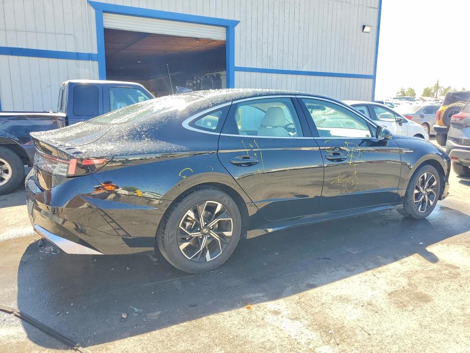 2025 Hyundai Sonata VIN KMHL64JA5SA483133 COPART salvage auction — FRONT END, Nv - Certificate Of Title, sold $7,600 on 2026-07-20 (photo 3)
