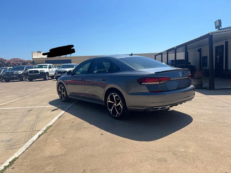 2022 Volkswagen VIN 1VWMA7A30NC006884 COPART salvage auction — MINOR DENT/SCRATCHES, Tx - Certificate Of Title (P), sold $5,800 on 2026-07-21 (photo 3)