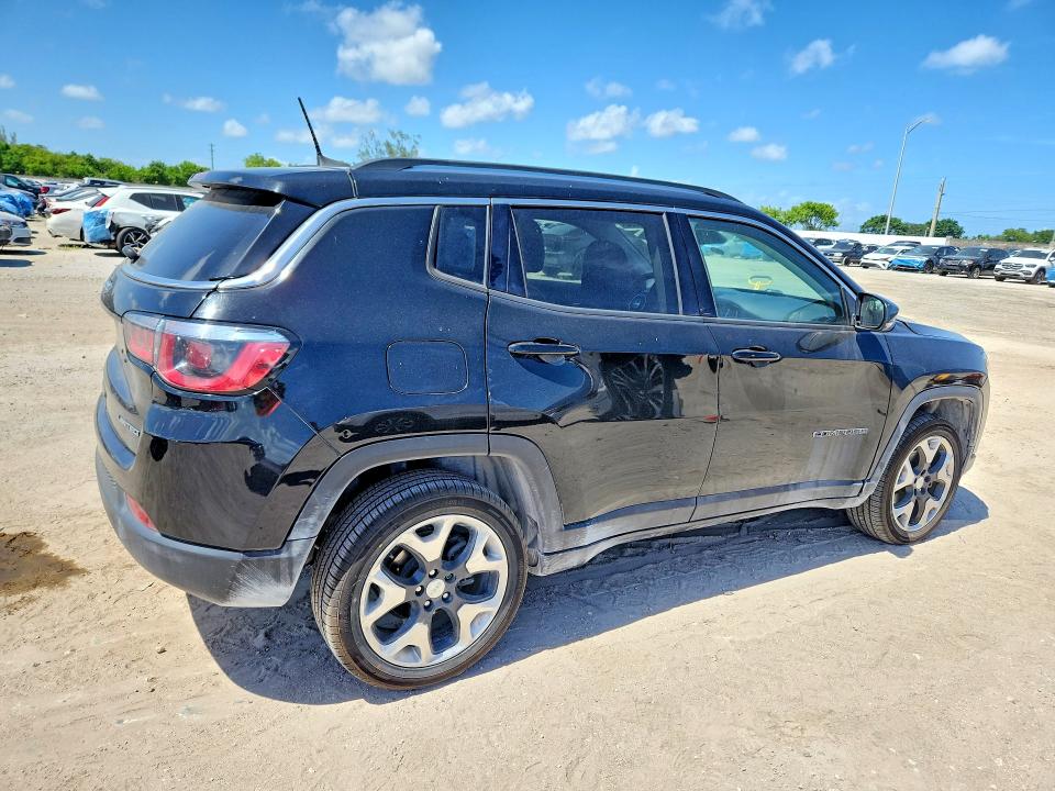 2019 Jeep Compass VIN 3C4NJDCB5KT767002 COPART salvage auction — MINOR DENT/SCRATCHES, FL - CERT OF TITLE-SLVG REBLD FLOOD, sold $2,050 on 2026-08-05 (photo 3)