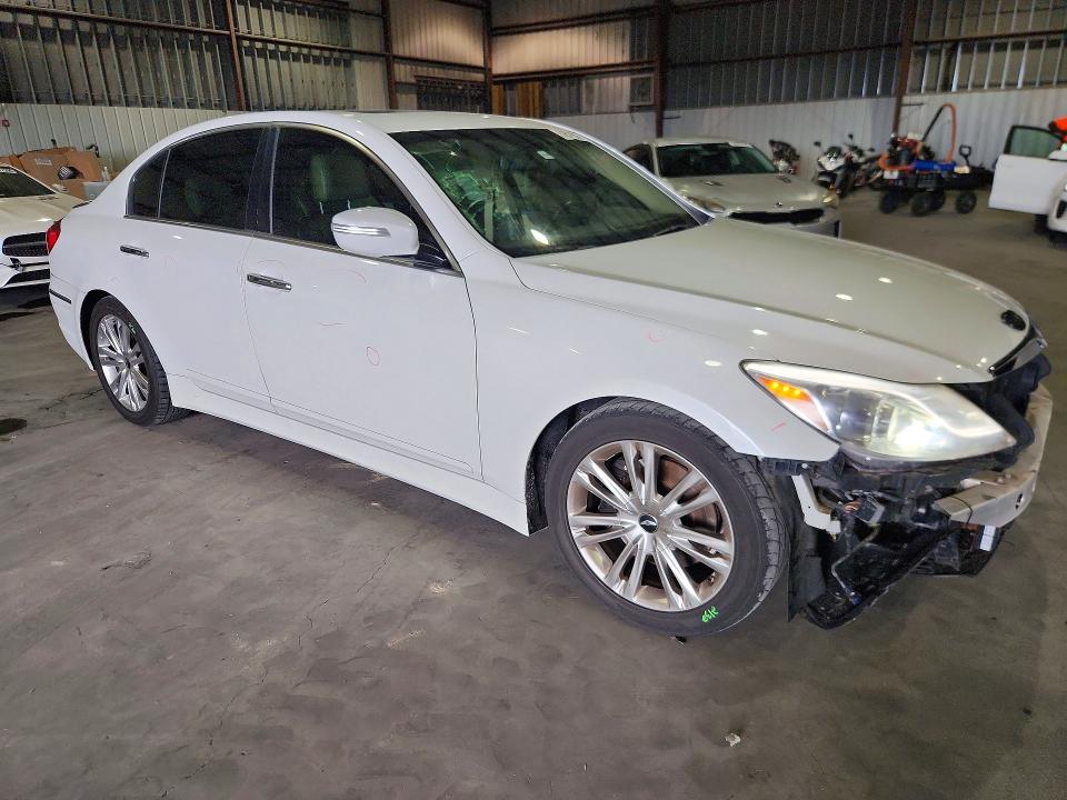 2013 Hyundai Genesis VIN KMHGC4DD1DU220915 COPART salvage auction — FRONT END, Fl - Cert Of Title Slvg Rebuildable, sold $1,950 on 2026-07-15 (photo 4)