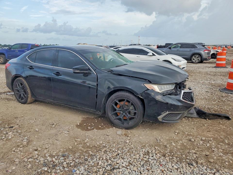 2019 Acura TLX VIN 19UUB2F31KA007529 COPART salvage auction — SIDE, TX - SALVAGE VEHICLE TITLE, sold $950 on 2026-09-14 (photo 4)