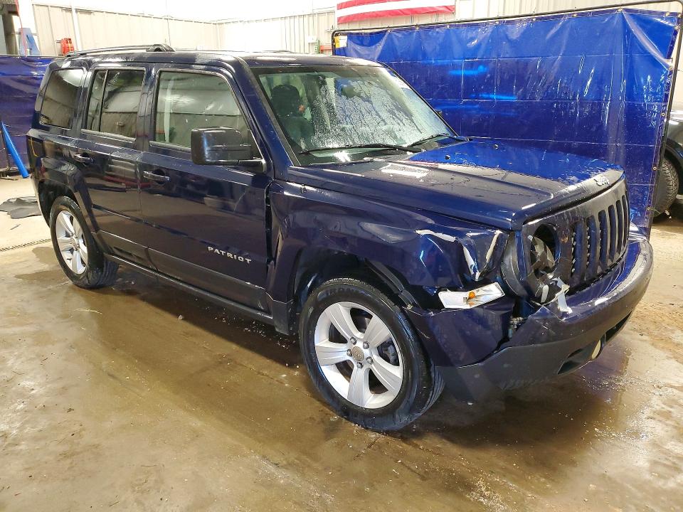 2015 Jeep VIN 1C4NJPBB8FD129650 COPART salvage auction — FRONT END, Wy - Certificate Of Title, sold $200 on 2026-09-02 (photo 4)