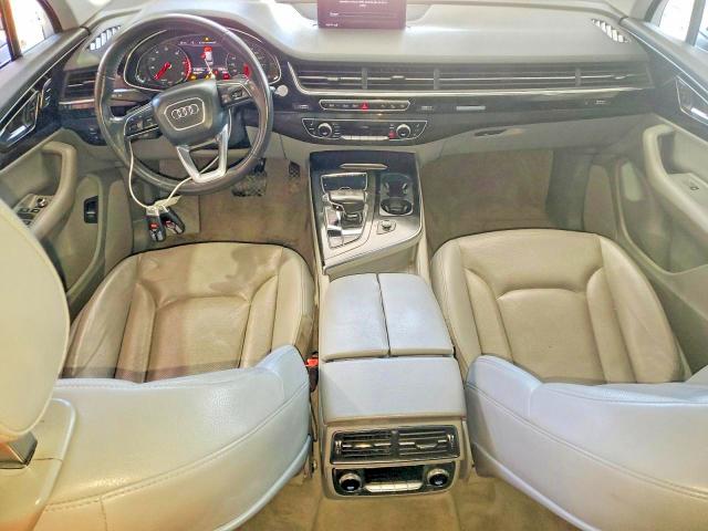 2017 Audi Q7 VIN WA1LHAF78HD036162 COPART salvage auction — UNDERCARRIAGE, In - Certificate Of Title, sold $150 on 2026-07-30 (photo 8)