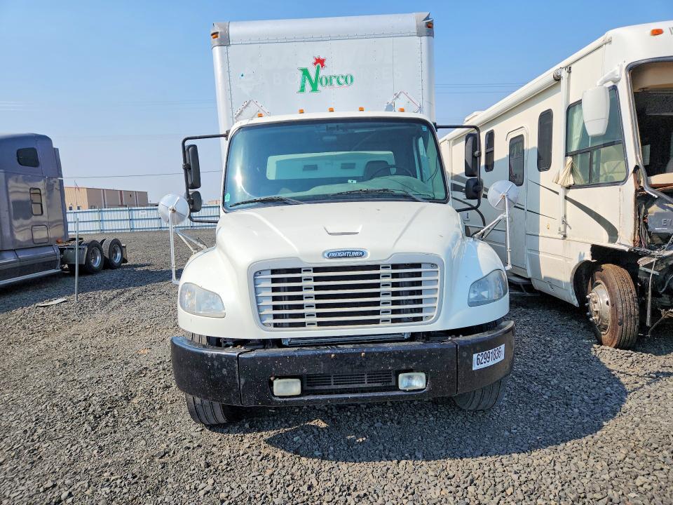 2012 Frht - freightliner All other VIN 1FVACXDT5CDBP4515 COPART salvage auction — NORMAL WEAR, CT, sold $1,450 on 2026-08-26 (photo 5)