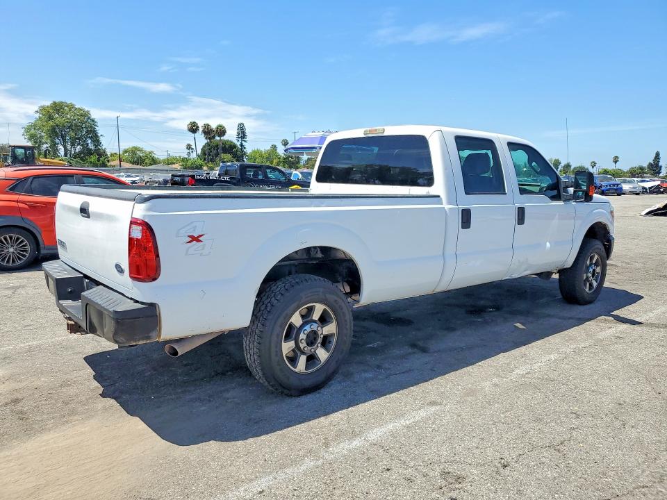 2016 Ford F-250 super duty VIN 1FT7W2B60GEB68812 COPART salvage auction — SIDE, AZ - DIS/DLR/EXP ONLY CLEAN TITLE (P), sold $4,400 on 2026-08-21 (photo 3)