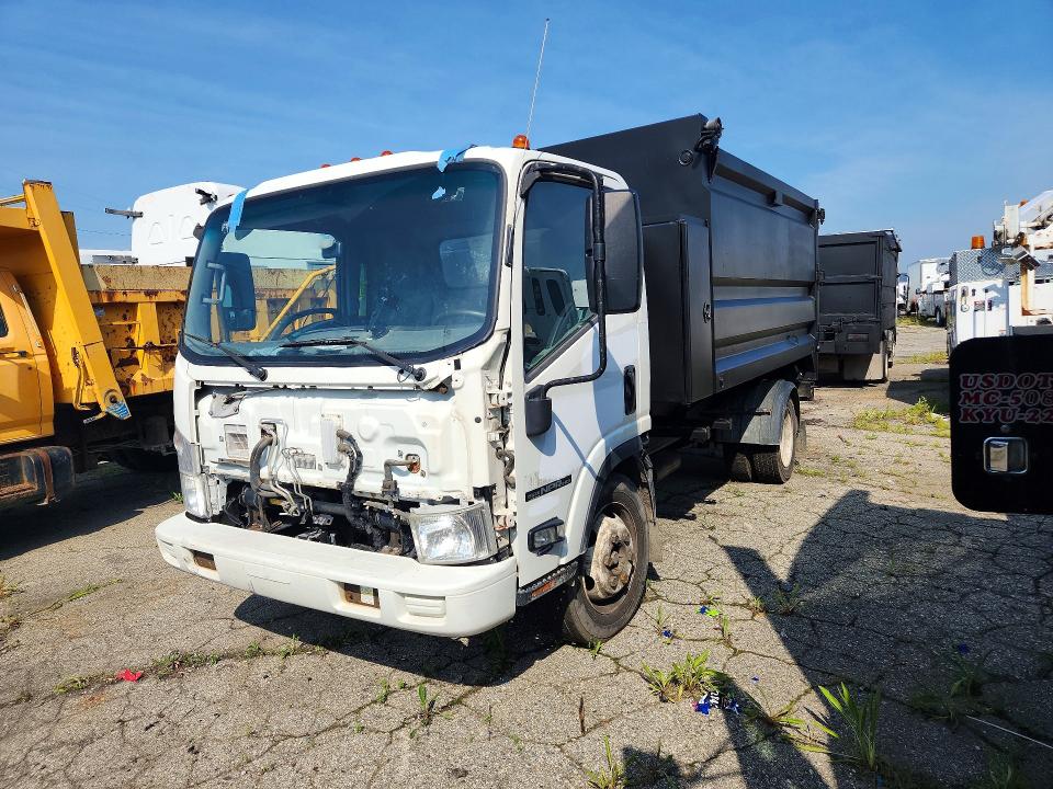 2017 Isuzu Npr hd VIN 54DC4W1B5HS802463 COPART salvage auction — FRONT END, Mi - Dealer Only Clean Title (P), sold $70 on 2026-07-29 (photo 1)