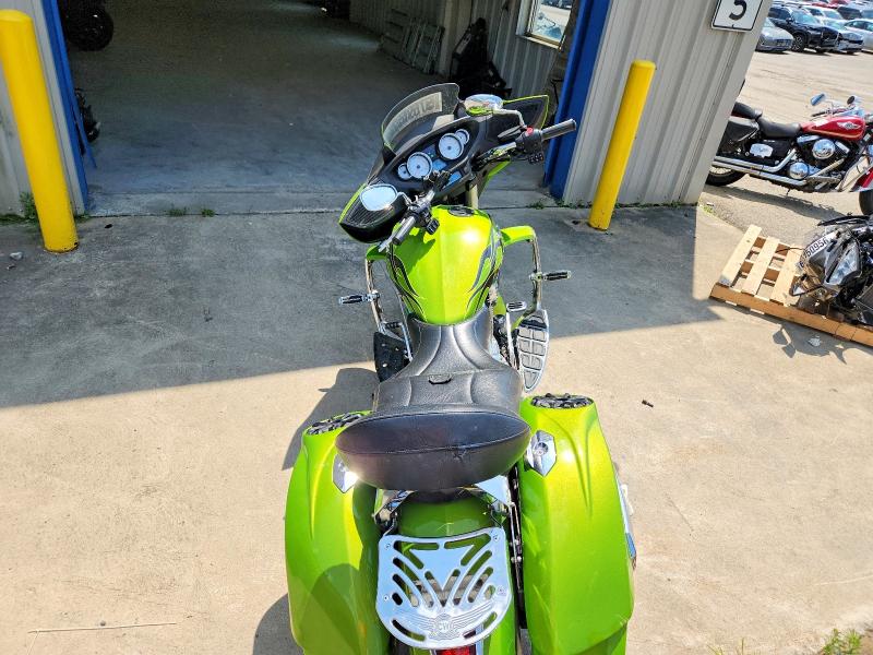 2013 Victory Cross country VIN 5VPDW36N3D3024786 COPART salvage auction — ROLLOVER, Pa - Certificate Of Salvage, sold $2,100 on 2026-07-23 (photo 6)