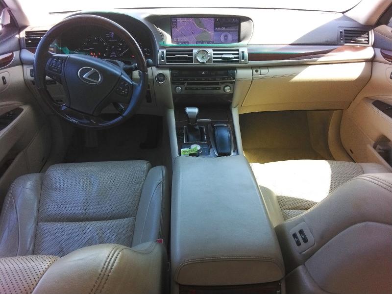 2013 Lexus Ls 460 VIN JTHCL5EF0D5017693 COPART salvage auction — SIDE, Wv - Dis/Dlr/Exp Only Clean Title (P), sold $2,550 on 2026-07-31 (photo 8)